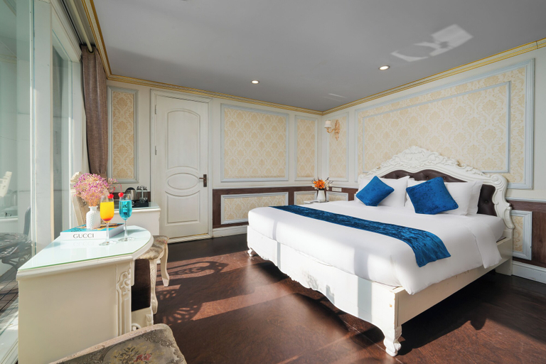 Bedroom 3, Halong Aquarmarine Royal Cruise, Hạ Long