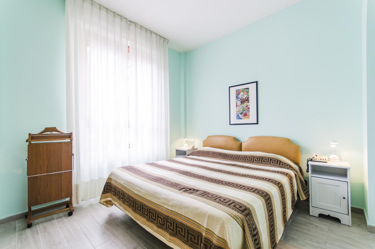 Bedroom 14