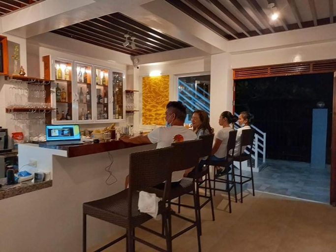 Food & Drinks 4, Maykenn Beach Resort, Santa Fe