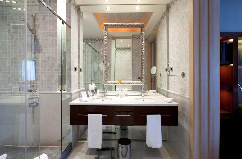 Bathroom 5, Casa Fuster Hotel, Barcelona