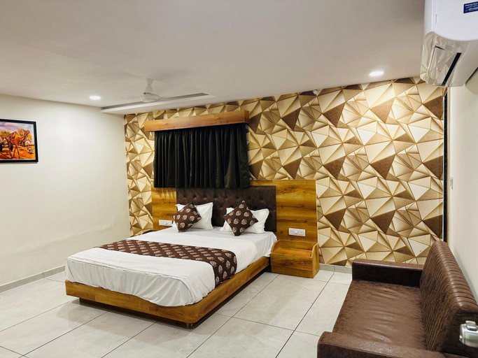 Others 3, Hotel Heritage inn, Vadodara
