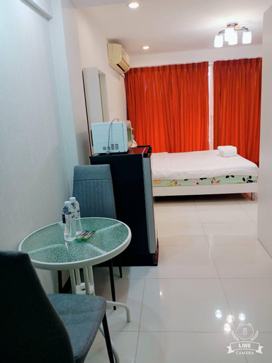 Bedroom 12