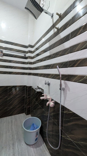 Bathroom 3, Goroomgo Shree Siya Raman Ayodhya, Faizabad