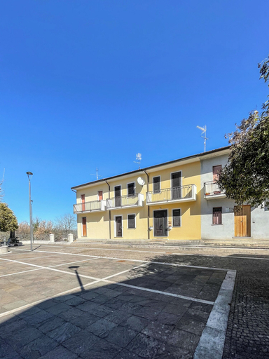 Exterior & Views 2, La Piazzetta Fittacamere, Avellino