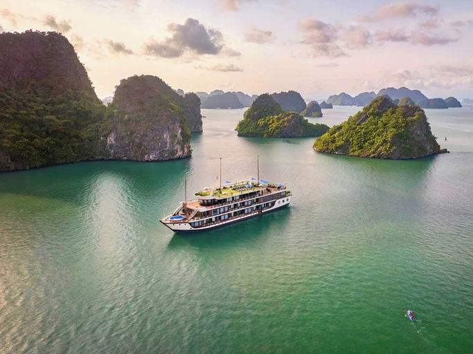 Others 5, Le Journey Elegance Cruise, Hạ Long