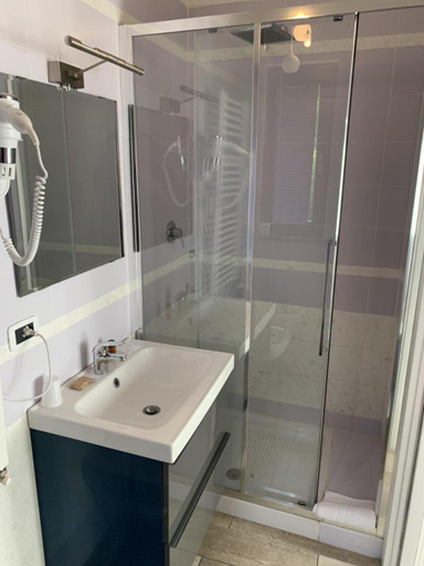 Others 2, Il Ruscello Rooms and Luxury Suite, L'Aquila