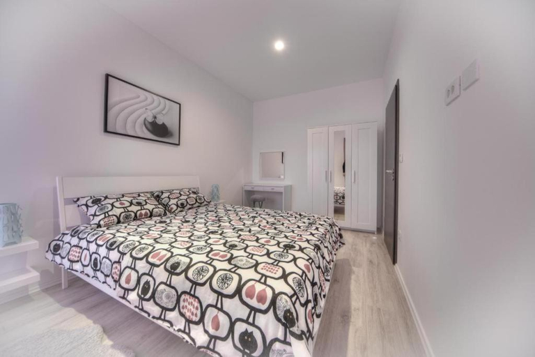 Others 4, Apartments Estelle, Medulin