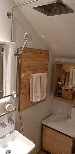 Bathroom 4, Farms Village, Jeju