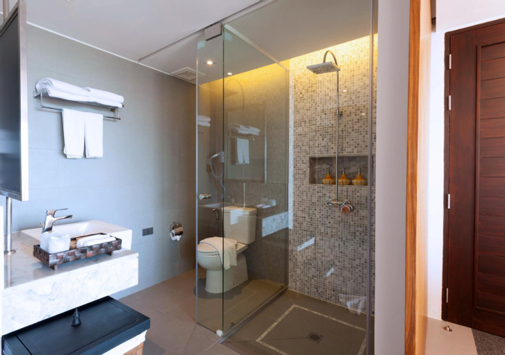Bathroom 5
