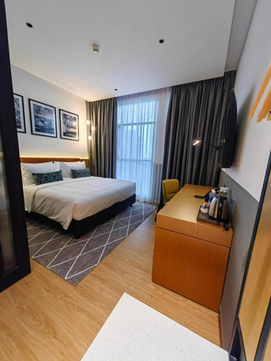 Bedroom 16