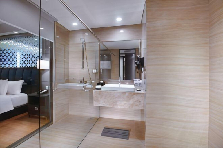 Bathroom 20