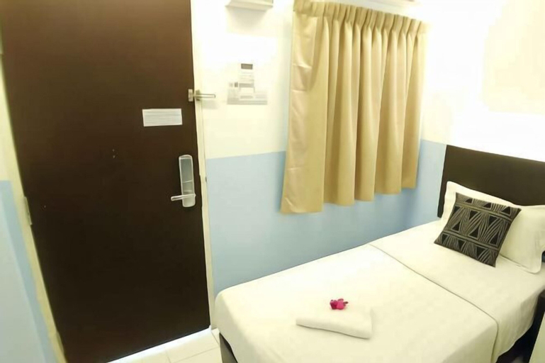 Bedroom 22