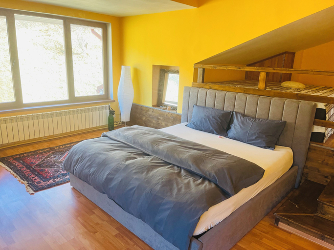 Bedroom 3, Rai Villa, Banita