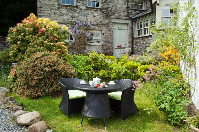 Others 4, Eltermere Inn, Cumbria