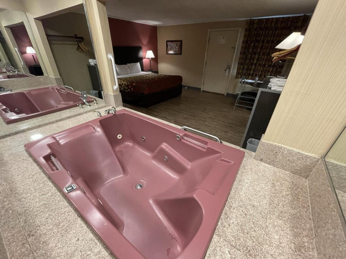 Bathroom 3, East Hartford - Hartford, Hartford