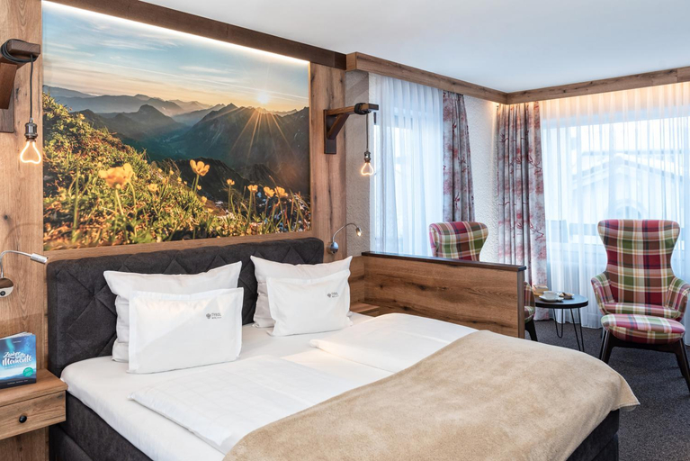 Bedroom, Hotel Tyrol - Oberstaufen PLUS Partner, Oberallgäu