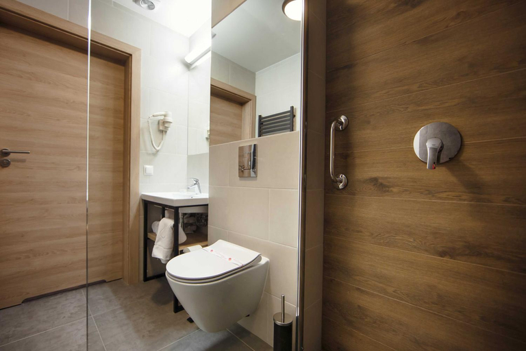 Bathroom 3