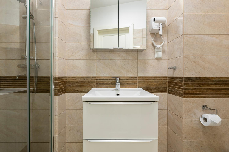 Bathroom 4, Living Apartments Poznan, Poznań City