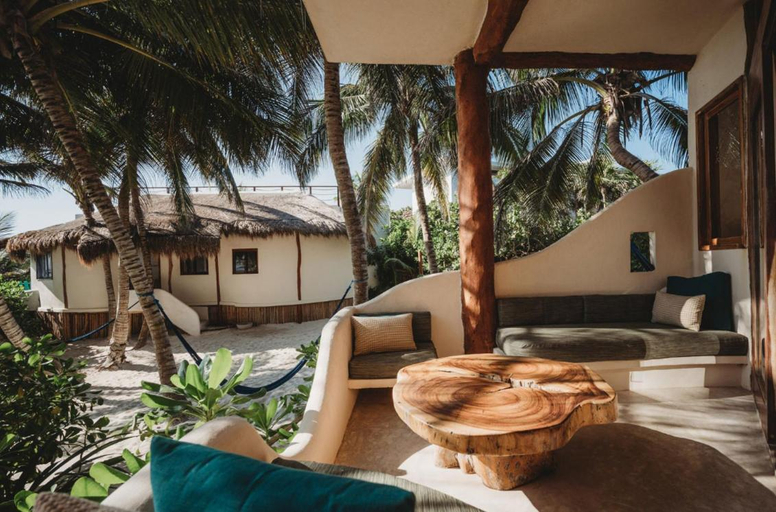 4, Beautiful house on beach zone Tulum, Cozumel