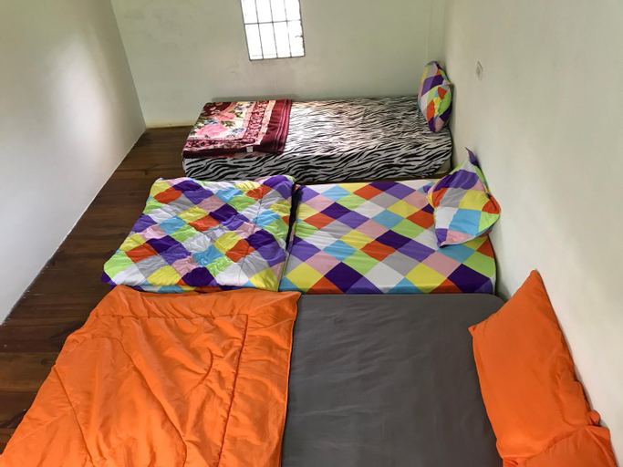 Bedroom 16