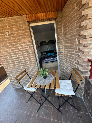 Others 5, Mars Suites Alondra, Madrid