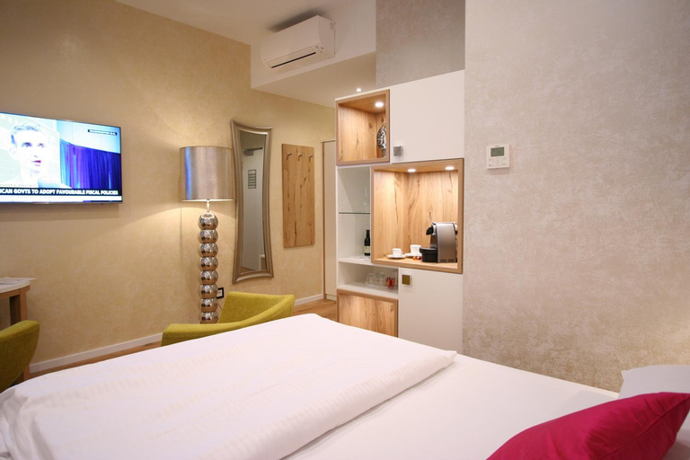 Bedroom 9