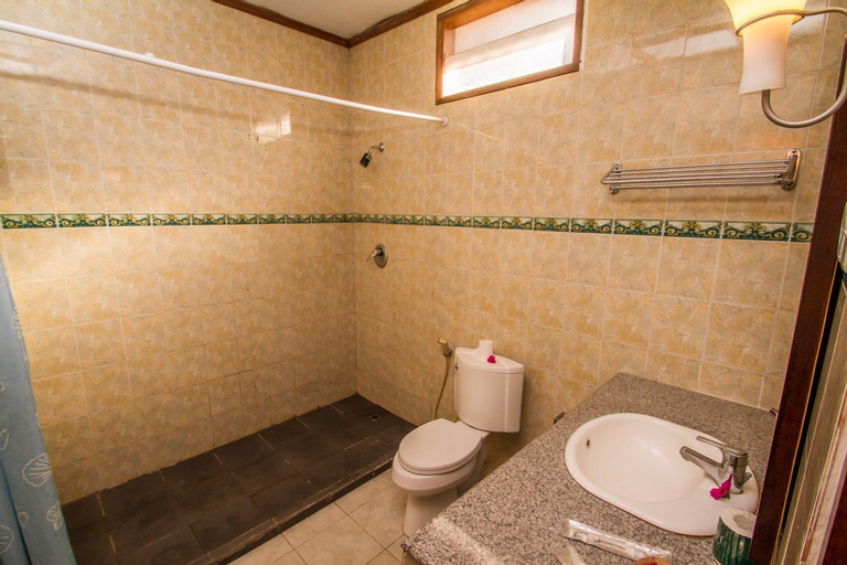 Bathroom 7