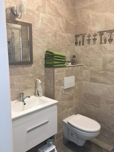 Bathroom 5