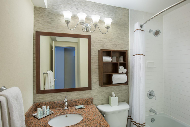Bathroom 15