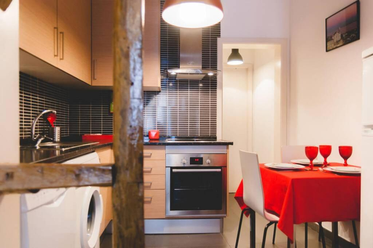 Others 5, Welcome to Alcantara Apartment, Lisbon