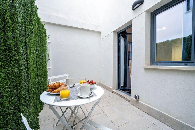 Food & Drinks, Habitat Apartments Teatre, Barcelona