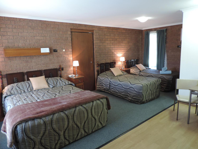 Bedroom 6