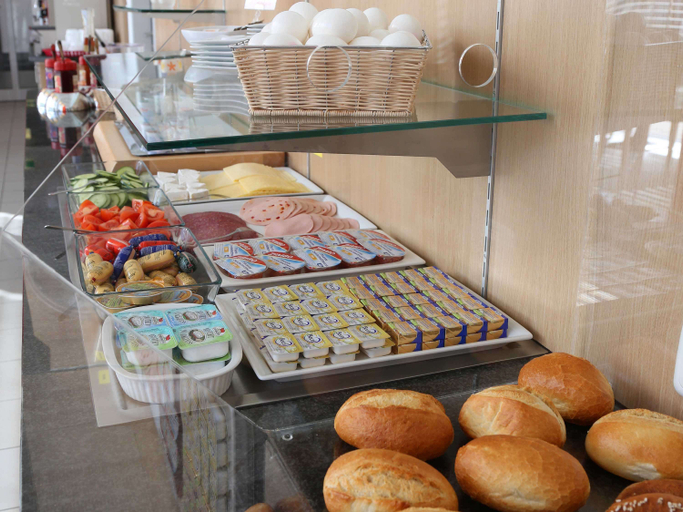 Food & Drinks 4, ibis budget Augsburg City, Augsburg