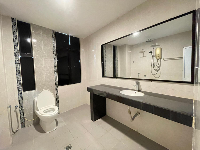 Bathroom, Dz Hotel Salor, Kota Bharu
