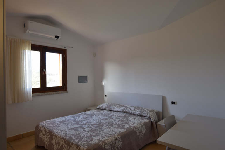 Bedroom 3, Luisa Apartment In Budoni Shared Pool, Nuoro