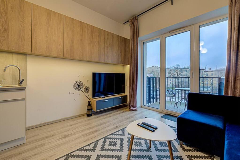 Bedroom 2, Sunset Studio - Free Parking - Fast Internet - Close to Everything, Poznań City