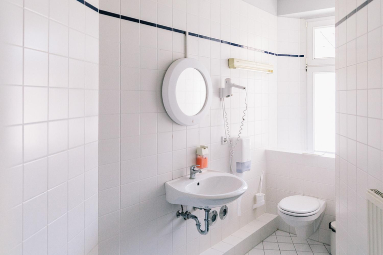 Bathroom 4, St Christopher's Inn Berlin Alexanderplatz, Berlin