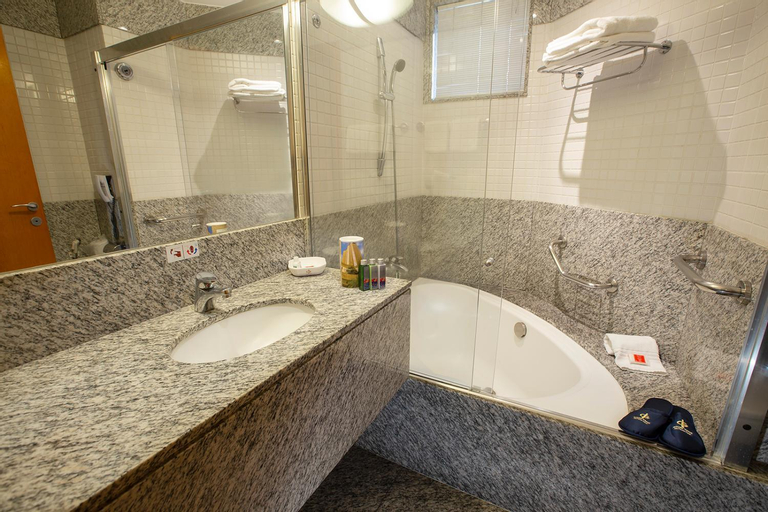 Bathroom 5