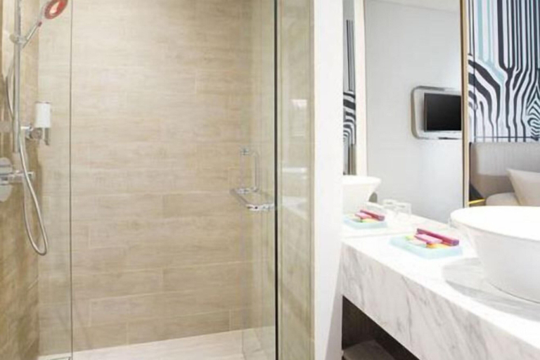 Bathroom 7
