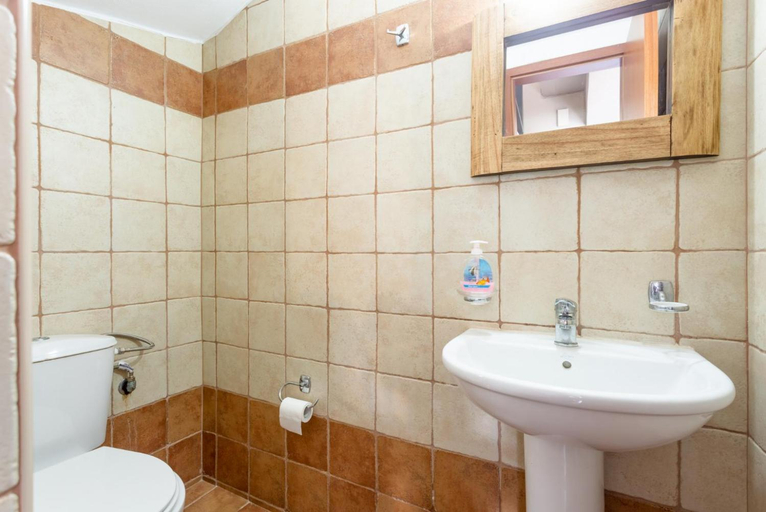 Bathroom, Villa Konstantin, Crete