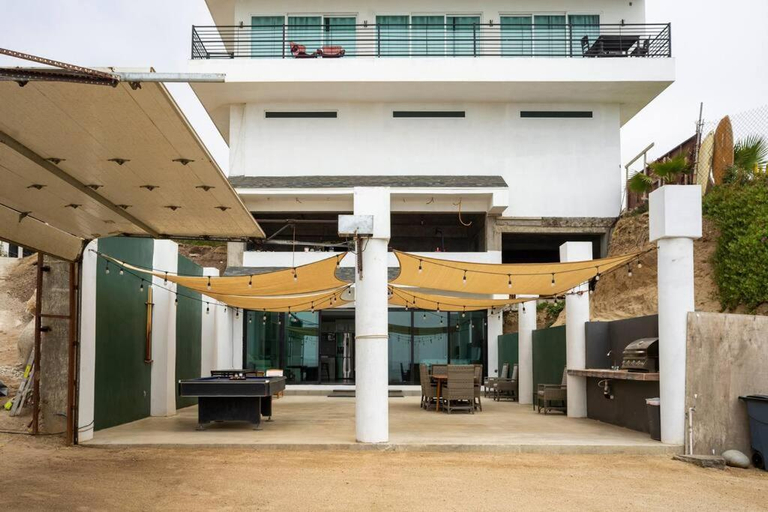 Triton's Playhouse Beachfront, Tijuana
