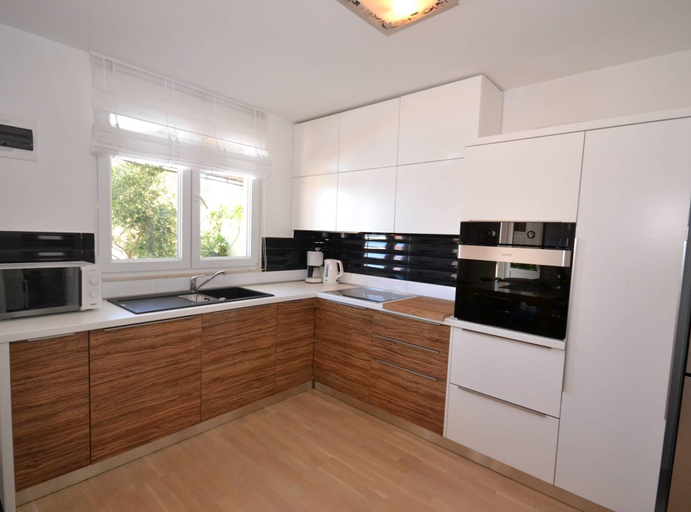 Others 5, Marvelous Escape Bol Island Villa With Pool, Bol