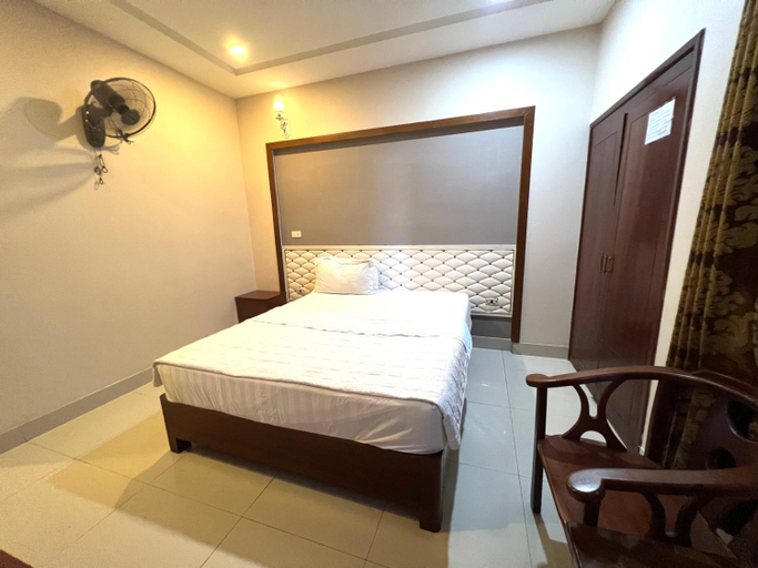 Bedroom 6