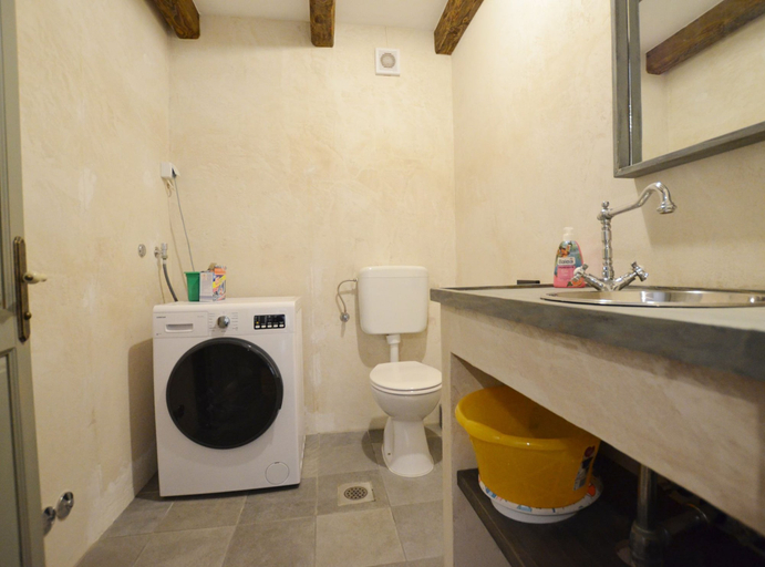 Bathroom 3, Majestic Rustical Kanfanar Villa With Pool, Kanfanar
