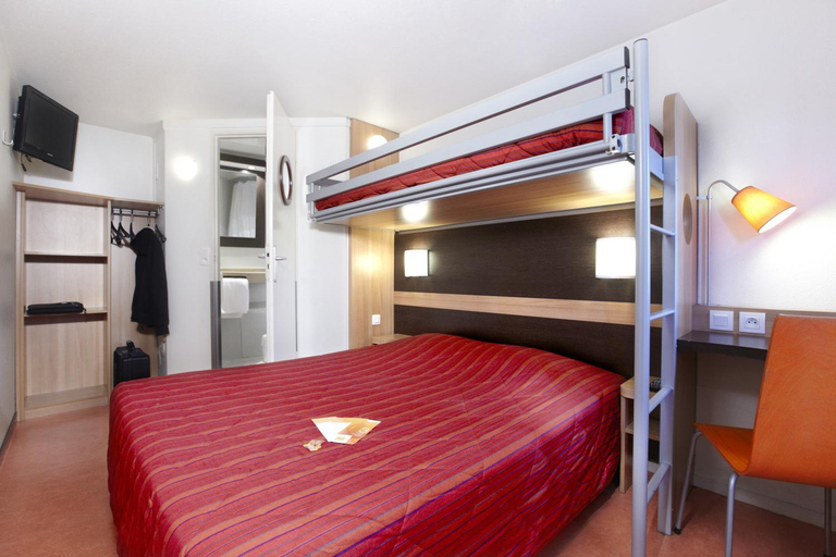 Bedroom 14