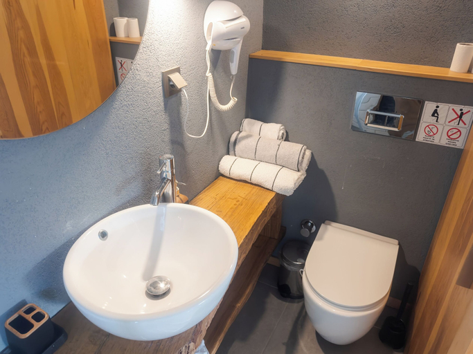 Bathroom 3, Pura Vida Bodrum, Bodrum