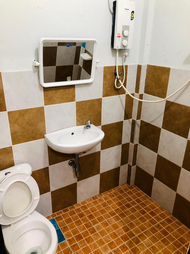 Bathroom 3, Tapear Resort, Mueang Krabi