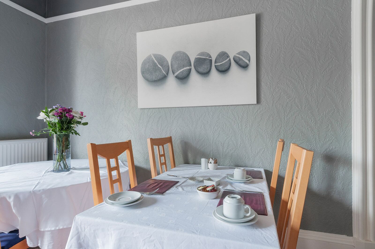 Food & Drinks 5, Aynetree Guest House, Edinburgh