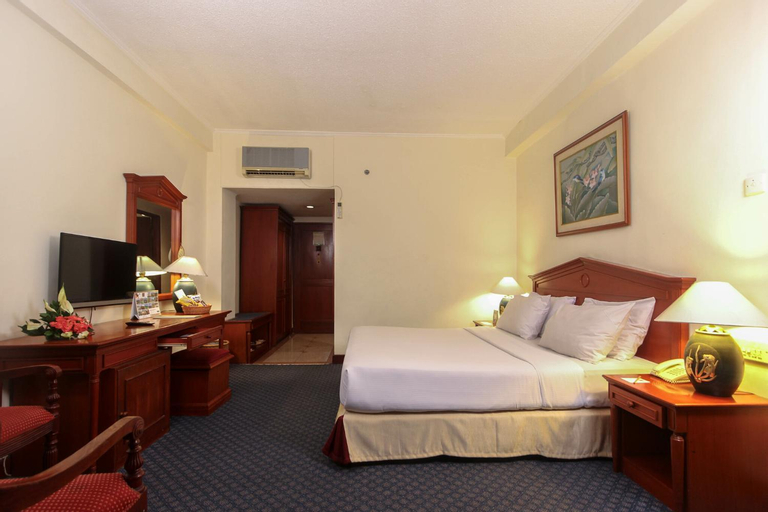 Bedroom 6