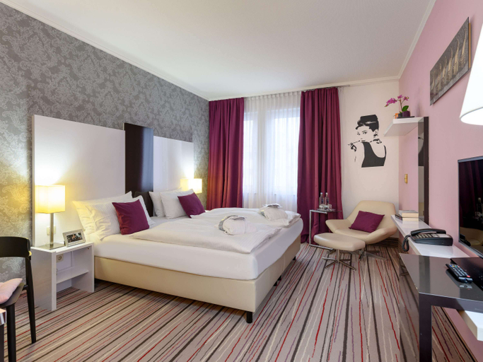 Bedroom 4, Mercure Hotel Wiesbaden City, Wiesbaden